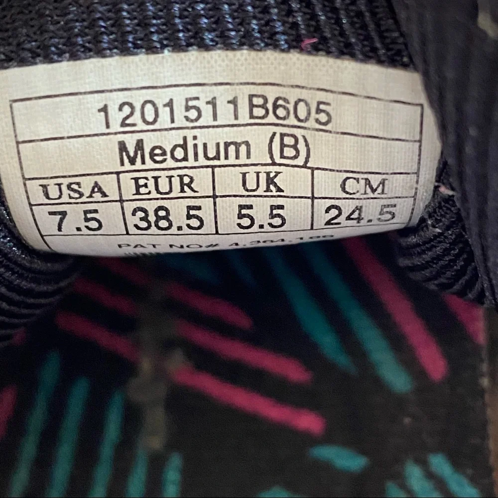 Brooks Adrenaline GTS 14 Pink Running Shoe Sz 7.5 Active Wear Work Out Athletic